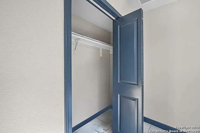 133 Alamo Dr — Photo 25