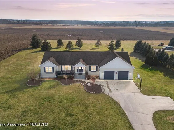 7601 W Jason Rd, Saint Johns, MI 48879