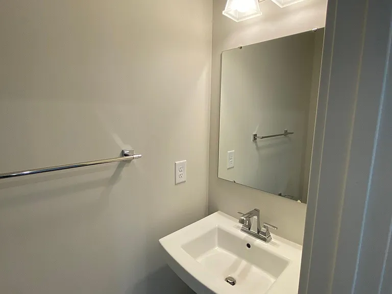 316 Crofton Village Ter — Photo 16