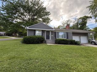 7732 Roe Ave, Prairie Village, KS 66208