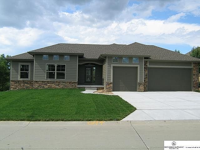 1st image of 7001 S 193rd St