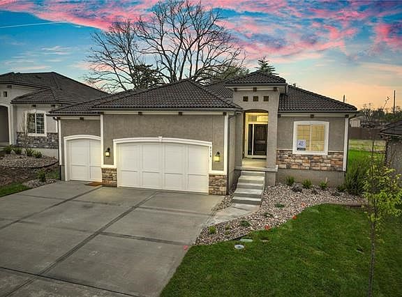 2nd image of 2110 NW Ashurst Dr