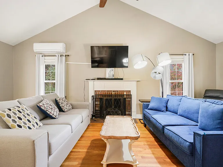 13 Bear Hill Rd — Photo 28