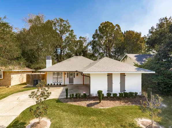 1224 Bullrush Dr, Baton Rouge, LA 70810