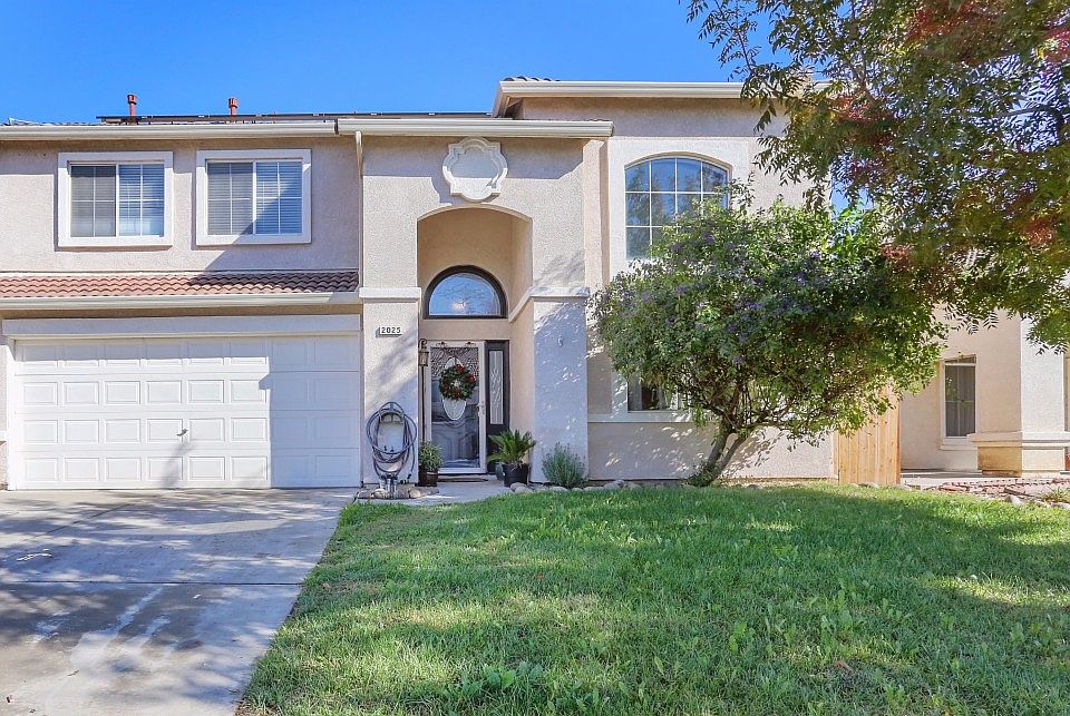 1st image of 2025 Gordon Verner Cir