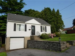 416 Mosley Dr, Syracuse, NY 13206