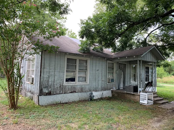 100 S Wright Ave, Kerens, TX 75144