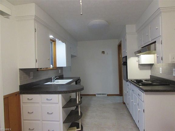 5th image of 1407 Birch Ct