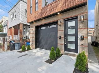 220 Freeman Ave, Jersey City, NJ 07306