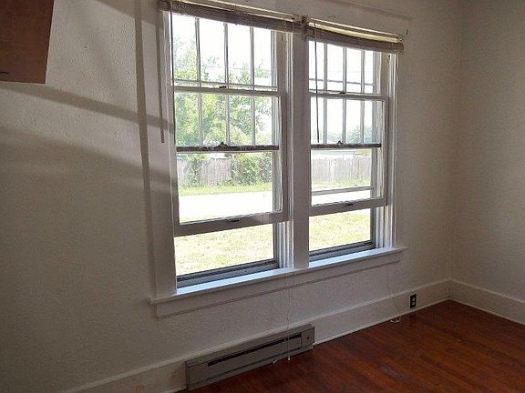 5th image of 200 S Friedline Dr #1