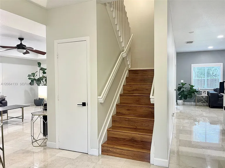 14121 SW 130th Ave — Photo 12