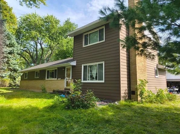 13529 Arthur St W, Minnetonka, MN 55305