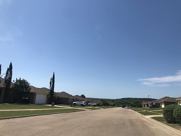 5th image of 2207 Gail Dr