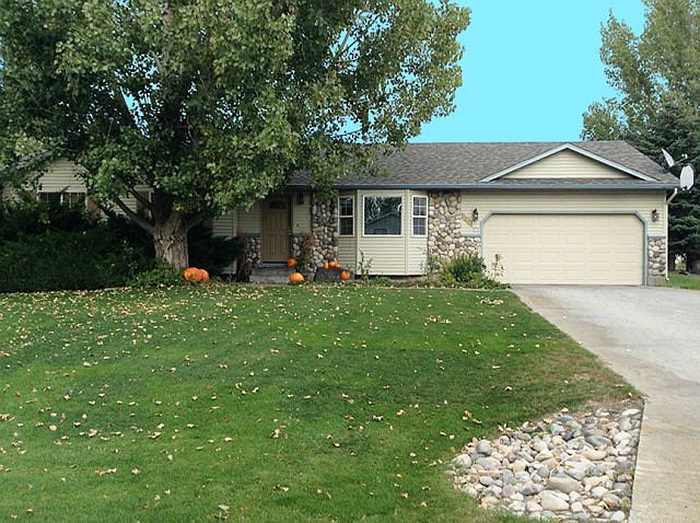 1st image of 2789 N Barnes Way