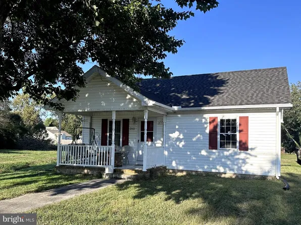 203 W Main St, Fruitland, MD 21826