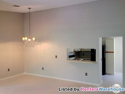 4th image of 10790 NW 14th St APT 198
