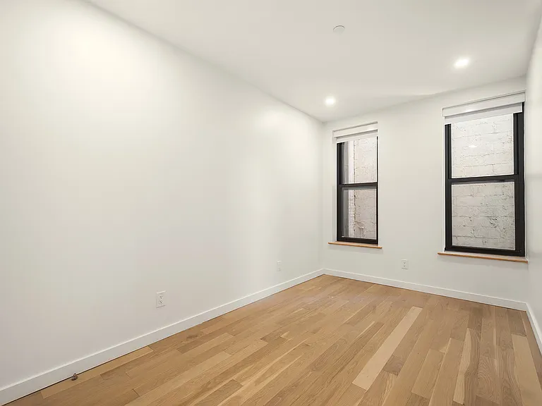 17 Orchard St #3 — Photo 7