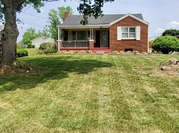 205 9th Ave, Luray, VA 22835