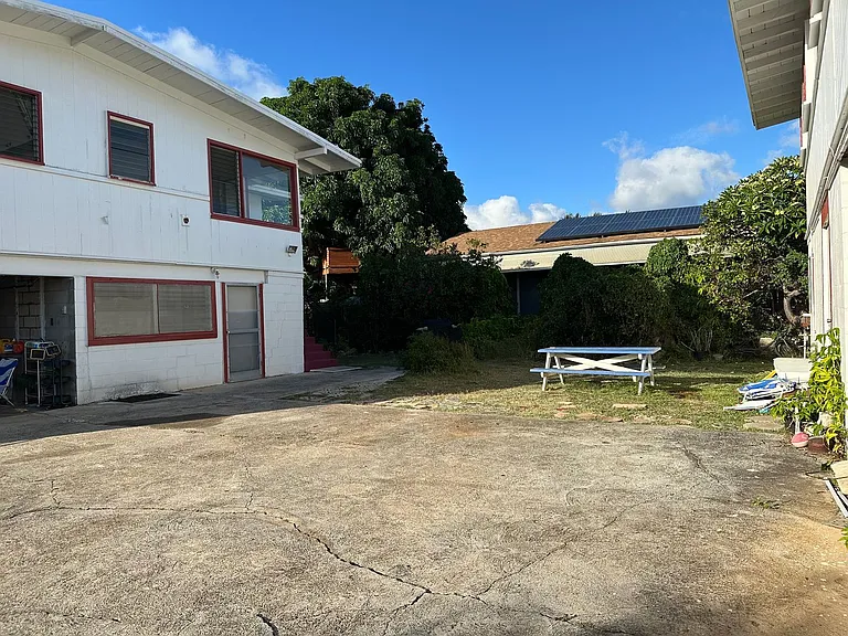 3044 Lakimau St — Photo 12