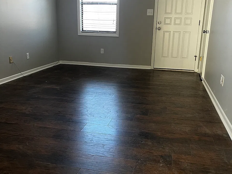 1608 Windsong Ct
