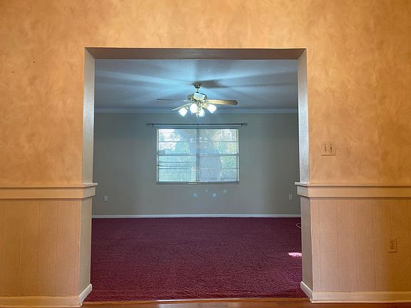 5th image of 3418 Lori Ln N