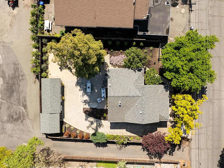 2180 Shurtleff Ave #ID1081916P — Photo 46