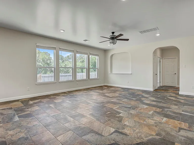 309 Camperdown Elm Dr — Photo 5
