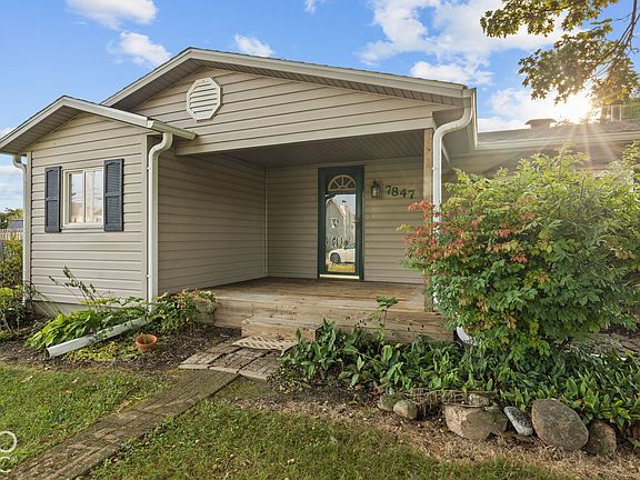 3rd image of 7847 Trotter Rd