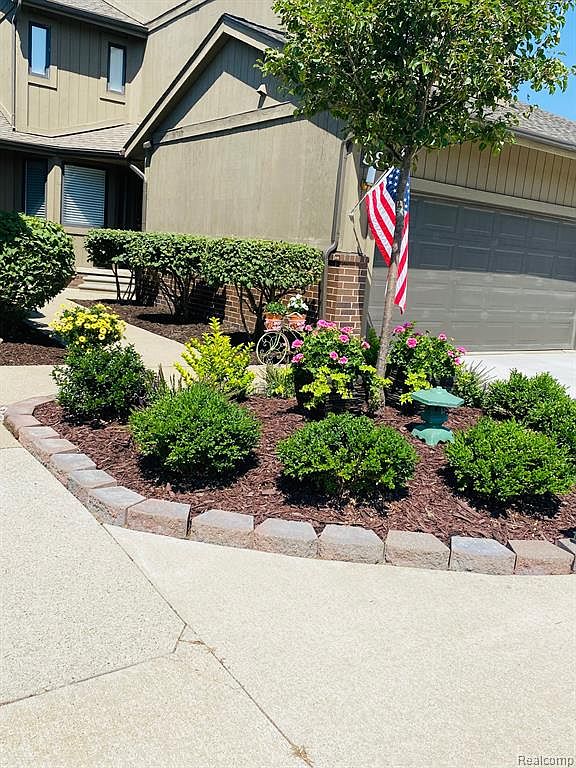 9888 Hawthorne Glen Dr, Grosse Ile, MI 48138 Zillow