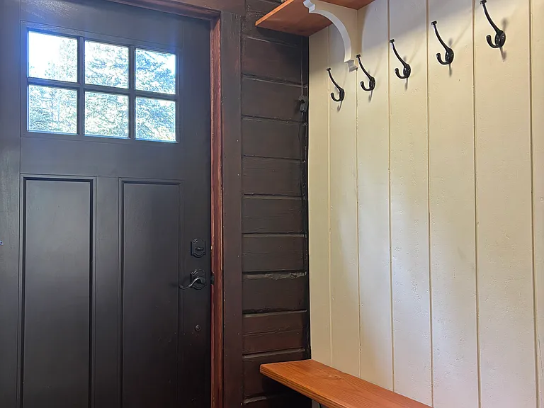 324 Upper Forest Rd — Photo 3