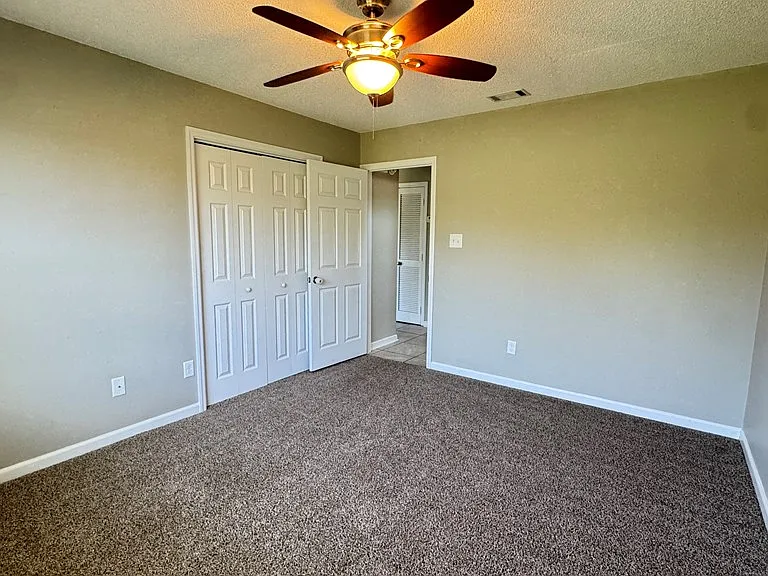 4719 McAllister St — Photo 14