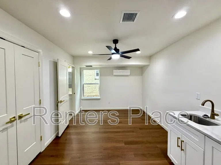 1140 S Quincy Ave #1-B — Photo 4