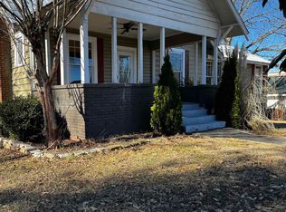 102 N Walnut St, Boaz, AL 35957