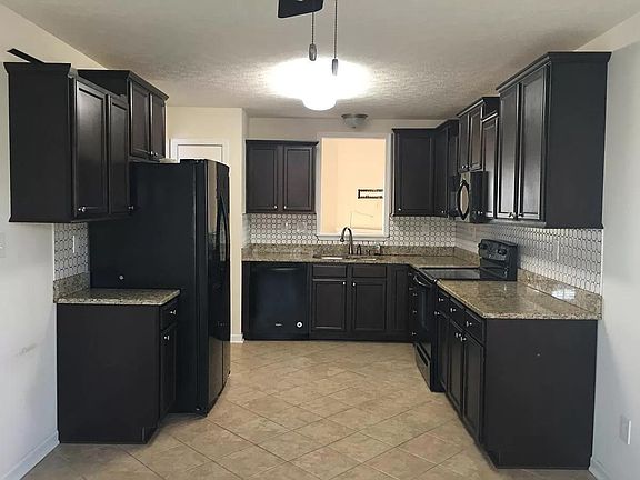 5th image of 48 Penny Ln