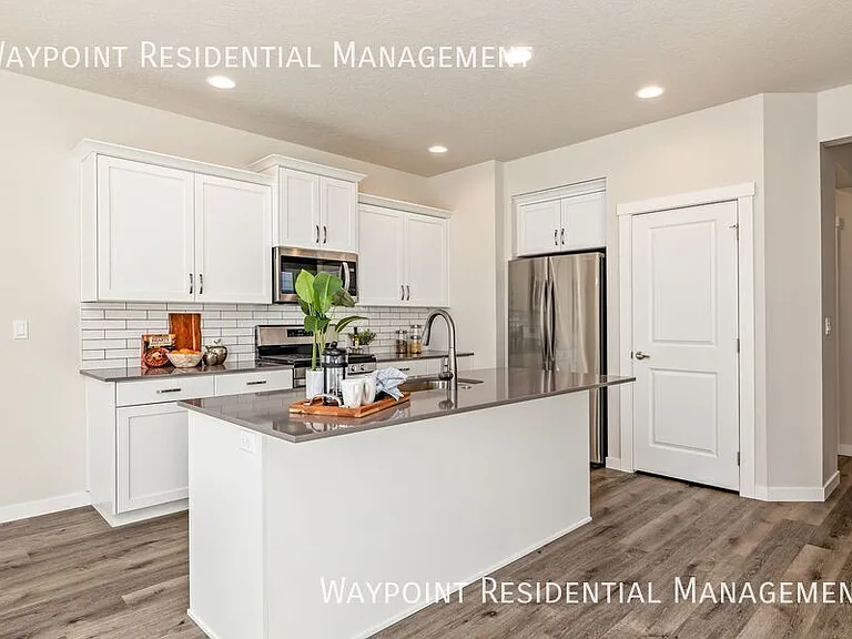 5316 S Redeken Pl — Photo 8