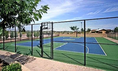 YES TENNIS COURTS ARE EXTREMEMLY WELL KEPT !