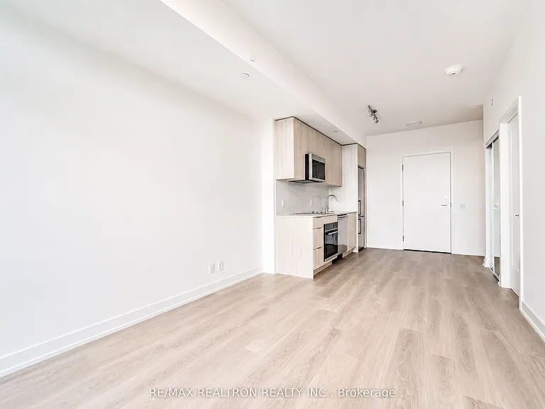 20 Deans Dr #522 — Photo 13