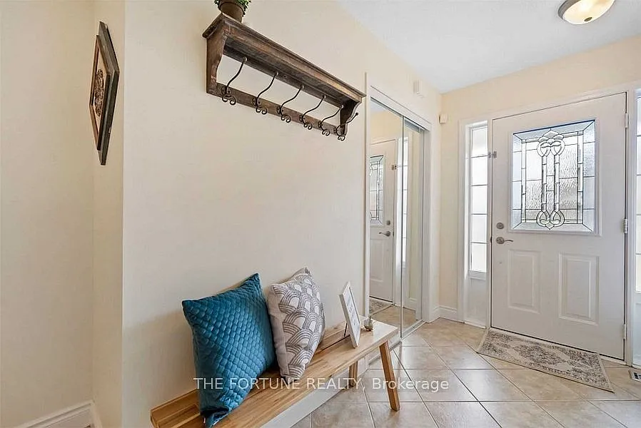 3 bed, $3,300 — Photo 3