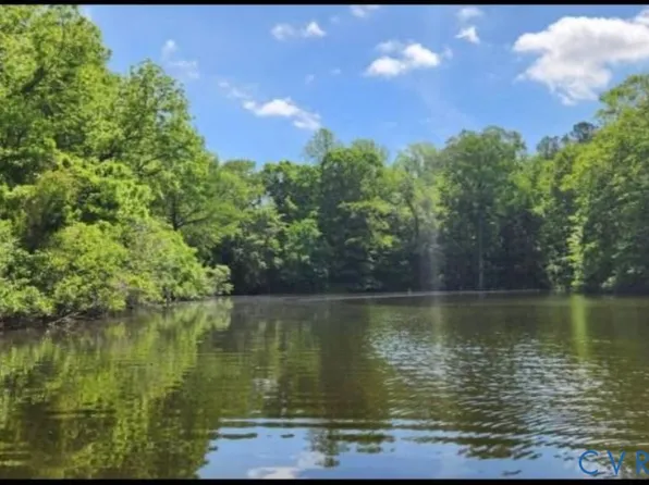 Shady Pine Ln, Suffolk, VA 23434