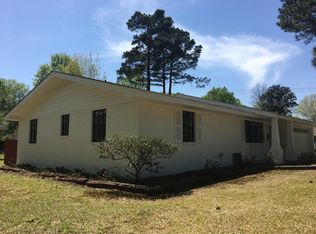 9 Colonial Dr, Conway, AR 72034