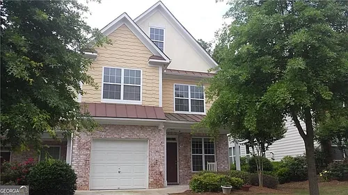 388 Saint Claire Dr Photo 1