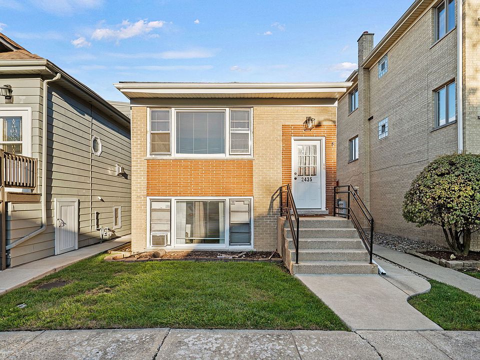 1st image of 2435 N 77th Ave