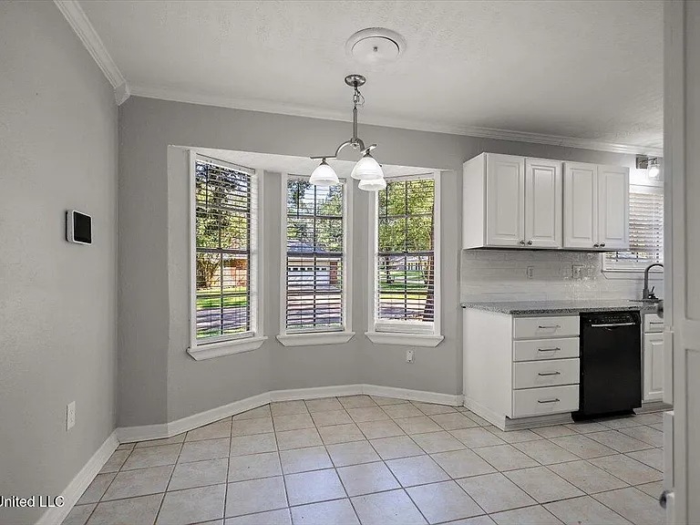 36 Pebble Hill Dr — Photo 12