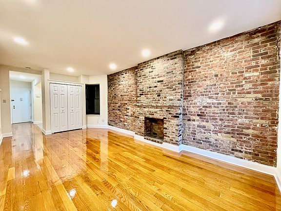 4th image of 316 E 34th St APT 4A