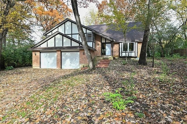 1st image of 3122 Whispering Oaks Ln