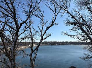 1201 Lakeshore Dr, Okoboji, IA 51355
