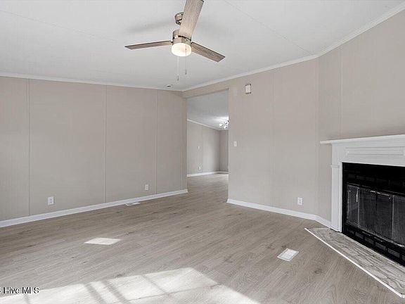 3rd image of 1440 Old Grantham Road