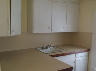 82 Laurel St APT 2, Fitchburg, MA 01420