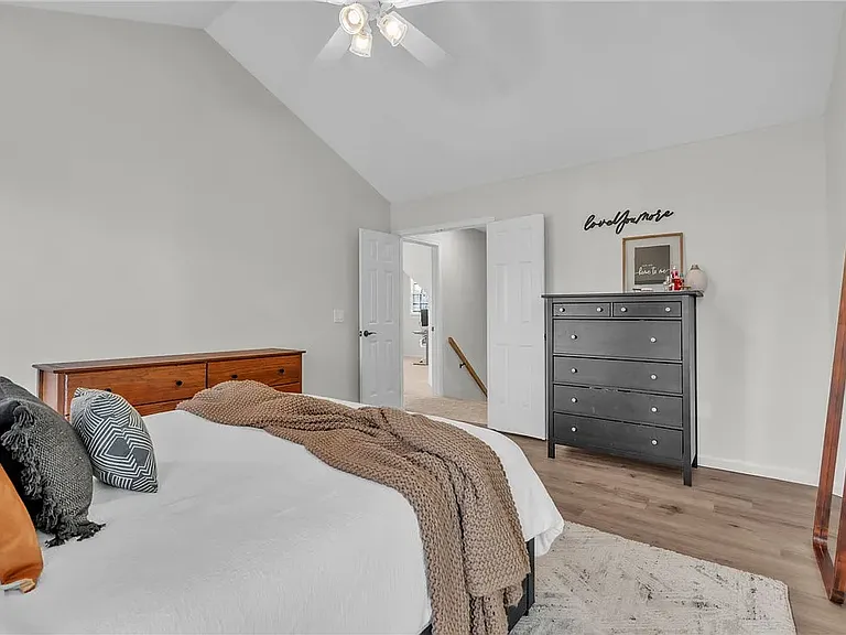 417 Roberts Rd — Photo 13