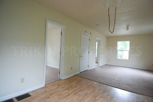 5th image of 3438 1st Ave S #1